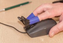 Измерение 12 Вольт Мультиметром