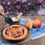 Яблочно-творожный пирог в духовке