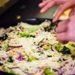 Рис с луком на сковороде: простой рецепт