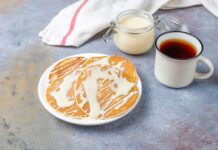 Блинчики на кипятке и молоке: простой рецепт