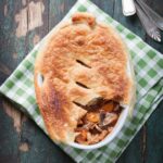 Лоранский пирог с курицей и грибами