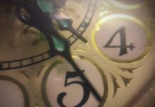 Ангельская нумерология: число 22 22 на часах