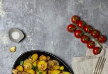 Картошка с мясом на сковороде: рецепт