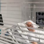 Заброшенная больница во сне: к чему это снится?