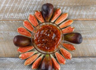 Баклажановая икра на зиму: простой рецепт