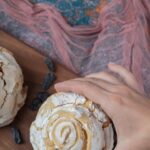 Выпечка плюшек дома