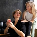 Совместимость с подругой: тайна даты рождения