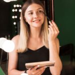 Как написать отзыв мастеру бровисту