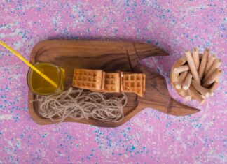 Вафельные трубочки в вафельнице: простой рецепт