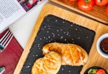 Куриная отбивная на сковороде