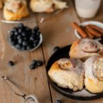 Молочные булочки с сухими дрожжами