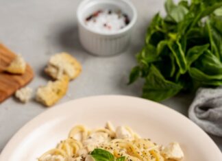 Классический рецепт пасты со сливочным соусом