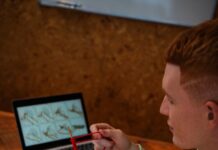 Таро онлайн: взгляд в ближайшее будущее работы