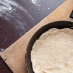 Тесто для пиццы на сковороде