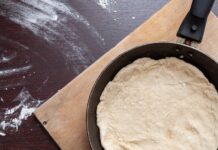 Тесто для пиццы на сковороде