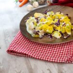 Салат из кукурузы и колбасы