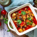 Минтай с овощами в мультиварке