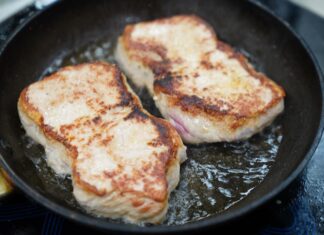 Стейки трески на сковороде: пошаговый рецепт