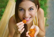 Толкование сна: есть абрикос