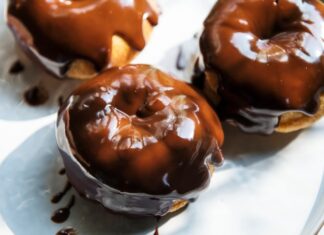 Рецепт пончиков с шоколадной глазурью