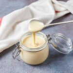 Рецепт крема из сметаны и сгущенки