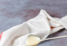 Рецепт крема из сметаны и сгущенки