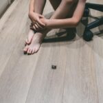 Чешется палец на ноге: народные приметы и суеверия