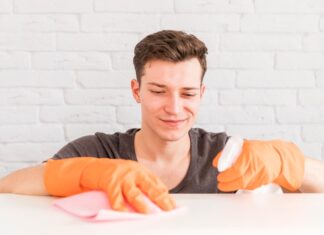 Толкование сна: протирание стола