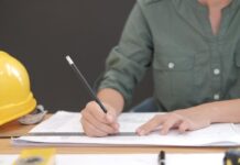 Подпись под сестрой: история одной семьи