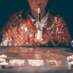 Гадание: Чем занимается гадающий сейчас