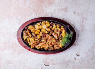 Тушеная капуста с грибами