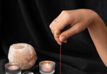 Таро: 4 Пентаклей — быть или не быть?