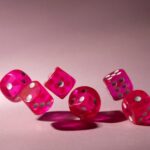 8 Пентаклей и 3 Кубка: Глубина Символики