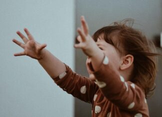 Приснилось: ребенок сломал руку