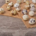 Что происходит с перепелиными яйцами