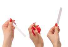 Удаление ручки с ногтя: простые способы