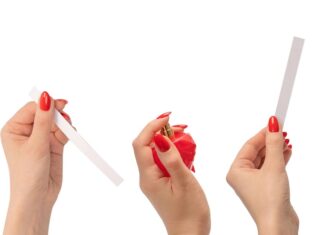 Удаление ручки с ногтя: простые способы