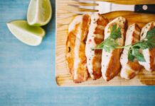 Сочное куриное филе в духовке