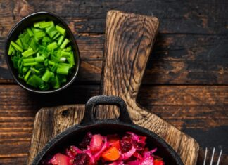 Рагу со свеклой и картошкой