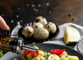 Греческий салат: ингредиенты и рецепт приготовления