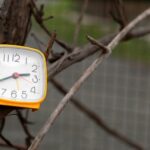 Часы с обозначением 12:12