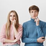 Думает ли она обо мне