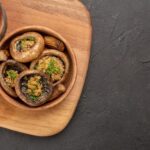 Шампиньоны с луком в духовке