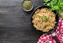 Перловая каша со свининой в мультиварке