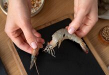 Приготовление мороженных королевских креветок