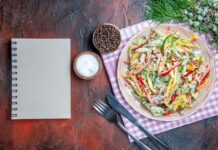 Салат на скорую руку: простой рецепт