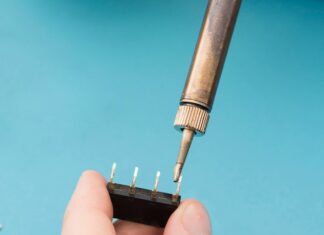 Канифоль в пайке: для чего она нужна