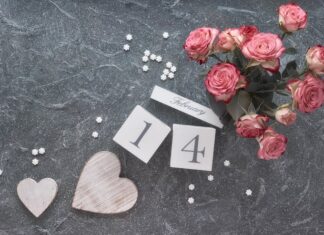 Как оригинально поздравить с годовщиной свадьбы