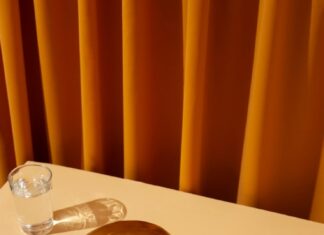 Справедливость и Туз Кубков: Сочетание в Таро