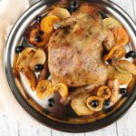 Курица в горшочках с грибами